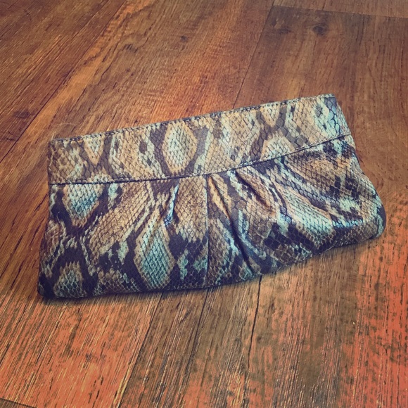ebisu Handbags - Snake skin patterned clutch